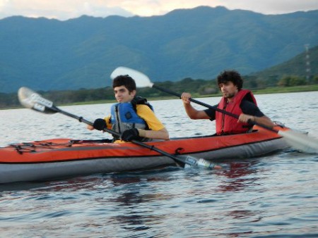 With splints to grab the paddle